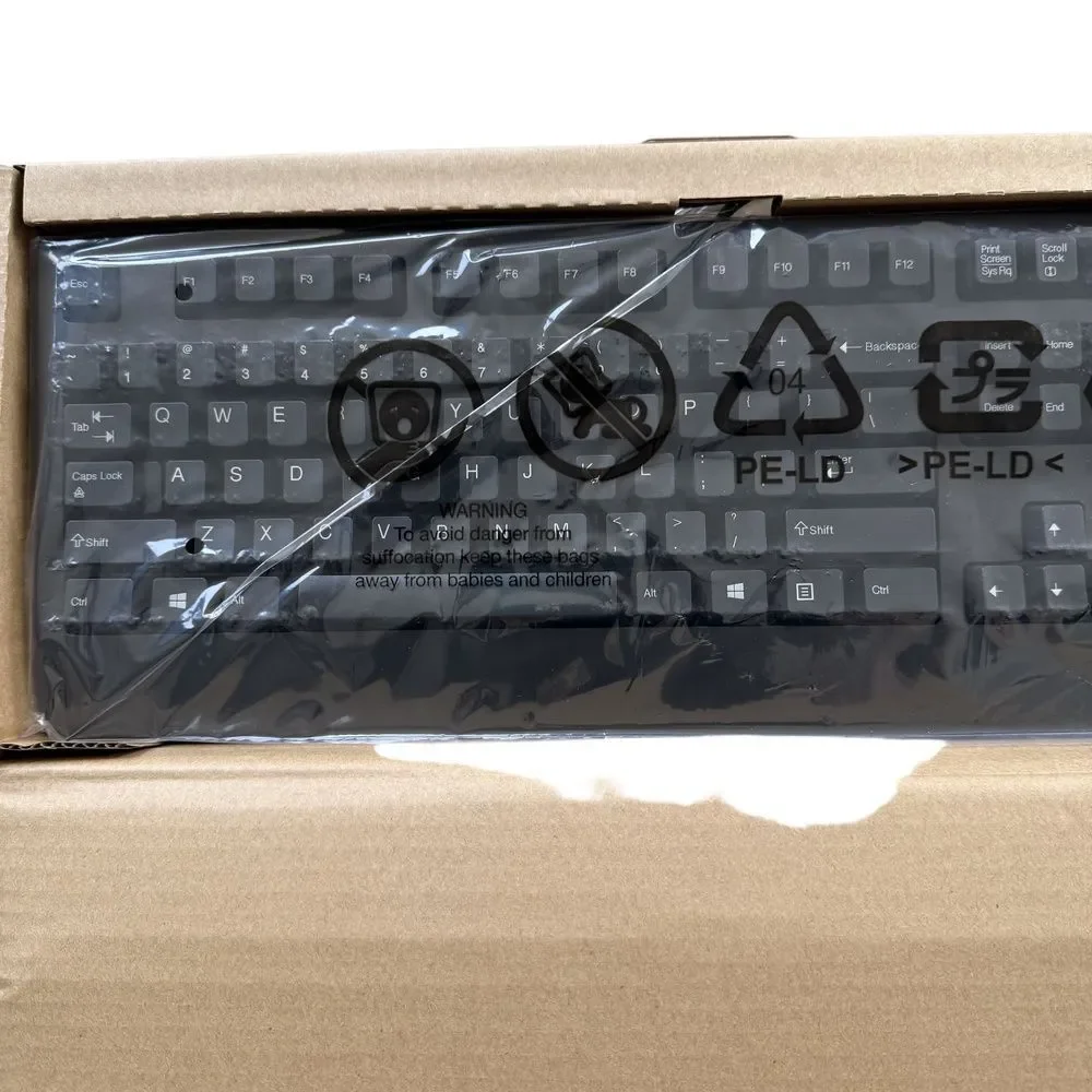 NWT Lenovo Black Traditional USB Full Size QWERTY Keyboard